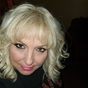 Meet your Posher, Michele